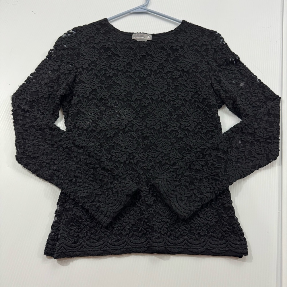 381. Women’s Papillon Blanc Black Lace Top‎ (M)